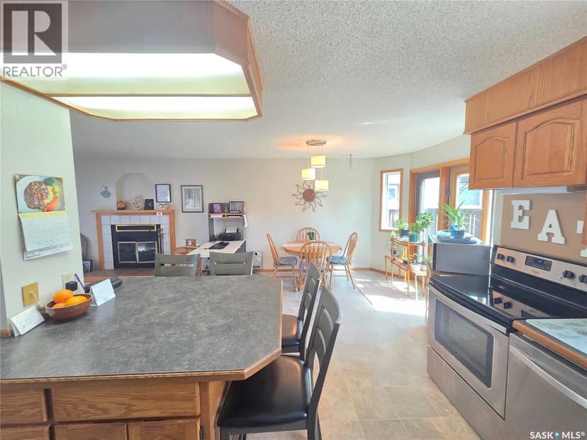 509 Carlyle AVENUE — photo 25 of 40