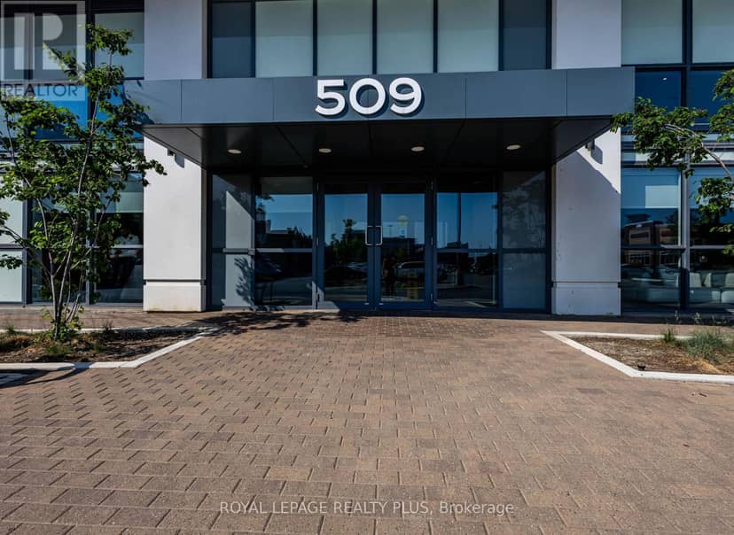 701 - 509 Dundas Street W, Oakville, photo 2