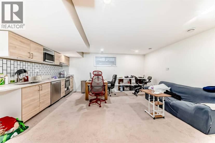 225 Kincora Heights NW — photo 33 of 38