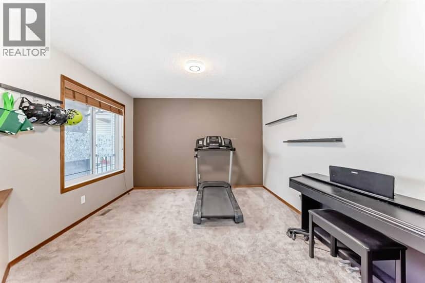 225 Kincora Heights NW — photo 19 of 38