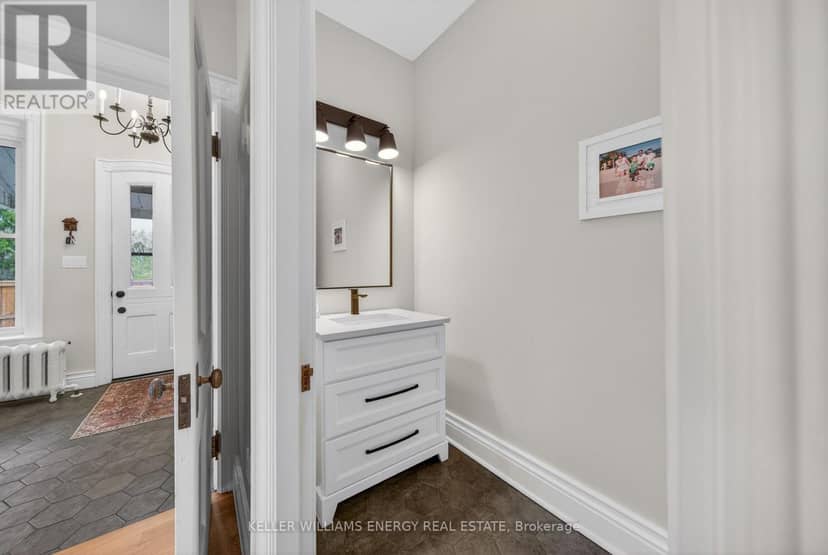 4 Pine Street — photo 23 of 40