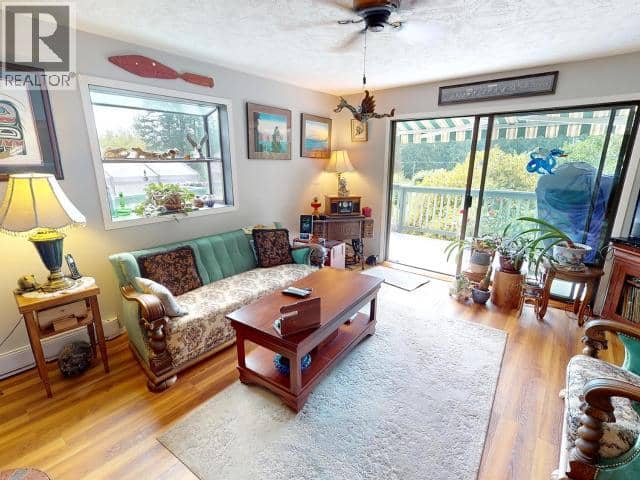 12328 HIGHWAY 101, Powell River, photo 3