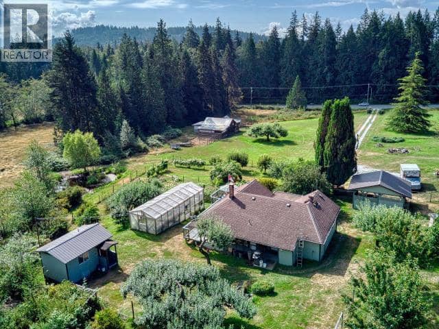 12328 HIGHWAY 101, Powell River, photo 2