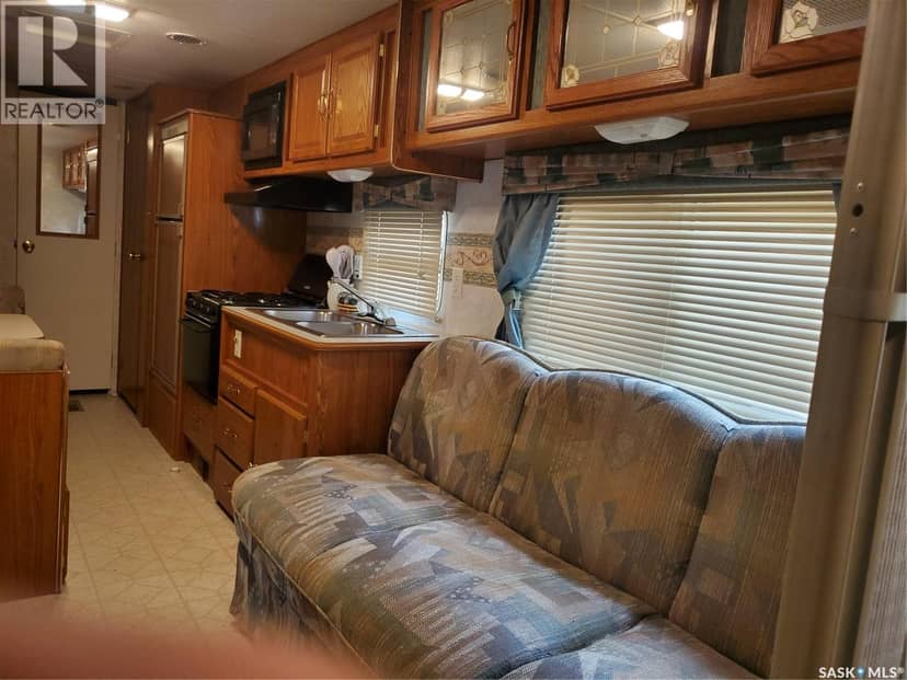 RV R # 18 Poplar Beach Resort, Wakaw Lake, photo 7