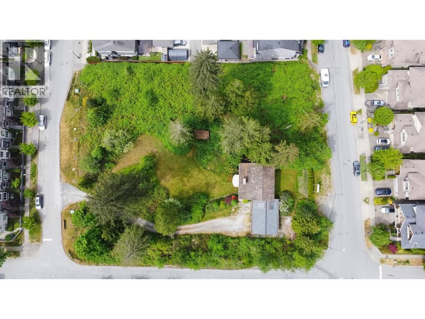 3417 E ROXTON AVENUE, Coquitlam, photo 2