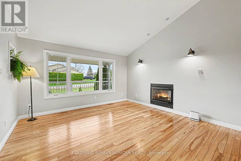 162 Erindale Avenue — photo 15 of 40