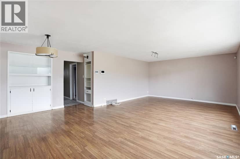 1065 Stadacona STREET W, Moose Jaw, photo 5