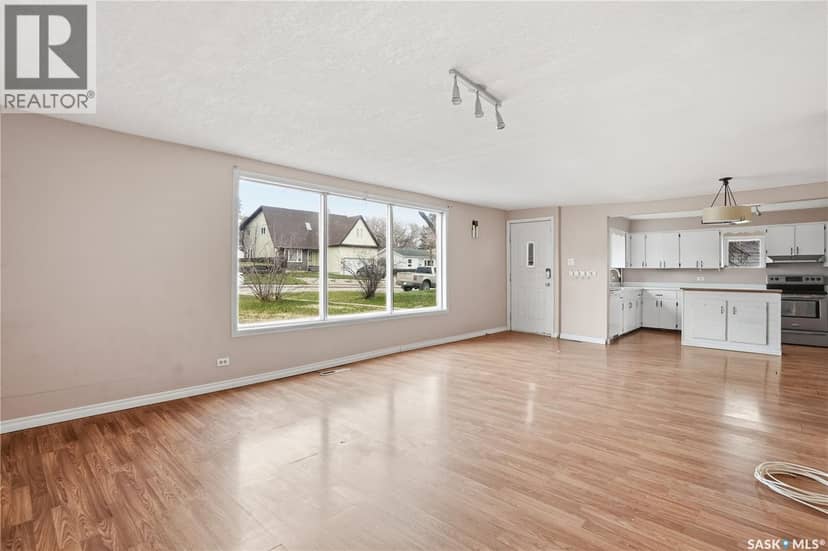 1065 Stadacona STREET W, Moose Jaw, photo 7