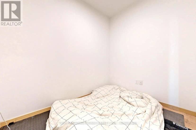 212 - 3429 Sheppard Avenue E — photo 11 of 14