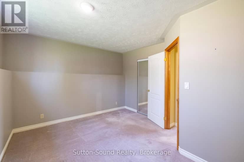 126 Alexandria Street — photo 18 of 29