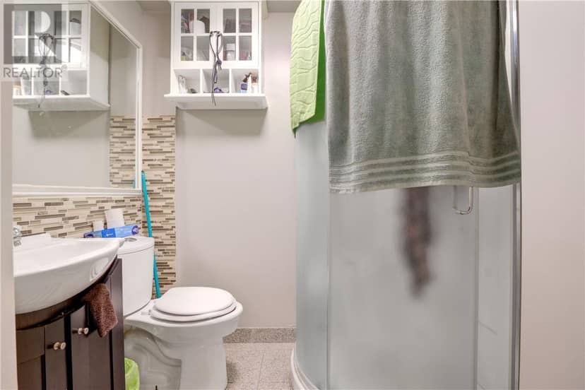 1071 Lorne Street — photo 11 of 22