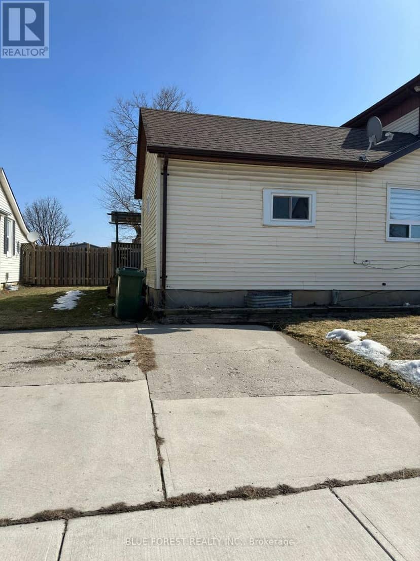 23 Barnes Street — photo 5 of 28