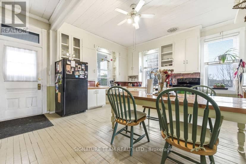9390 60 Highway, North Algona Wilberforce, photo 6