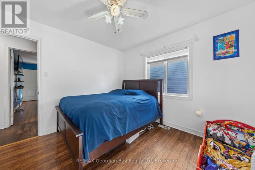 925 Dominion Avenue — photo 17 of 40