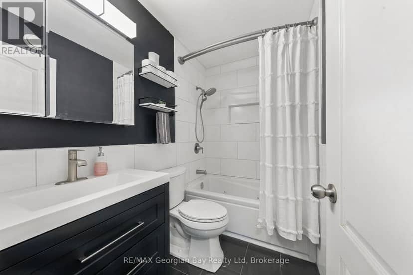 925 Dominion Avenue — photo 18 of 40
