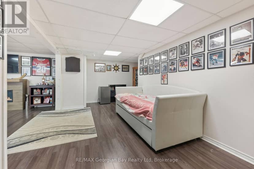 925 Dominion Avenue — photo 19 of 40