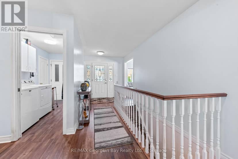 925 Dominion Avenue — photo 3 of 40
