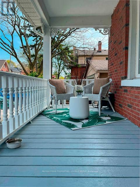 11 Freeman Street — photo 2 of 25