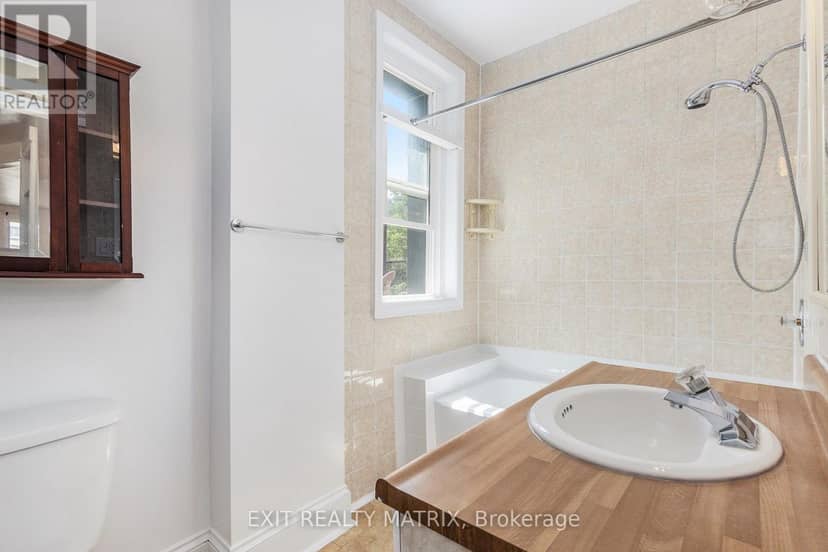 14 Somerset Street W — photo 15 of 31