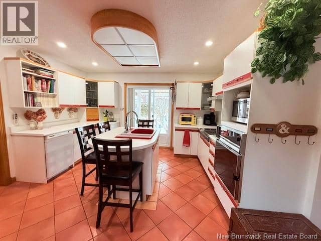 14 Aspen Drive — photo 9 of 40