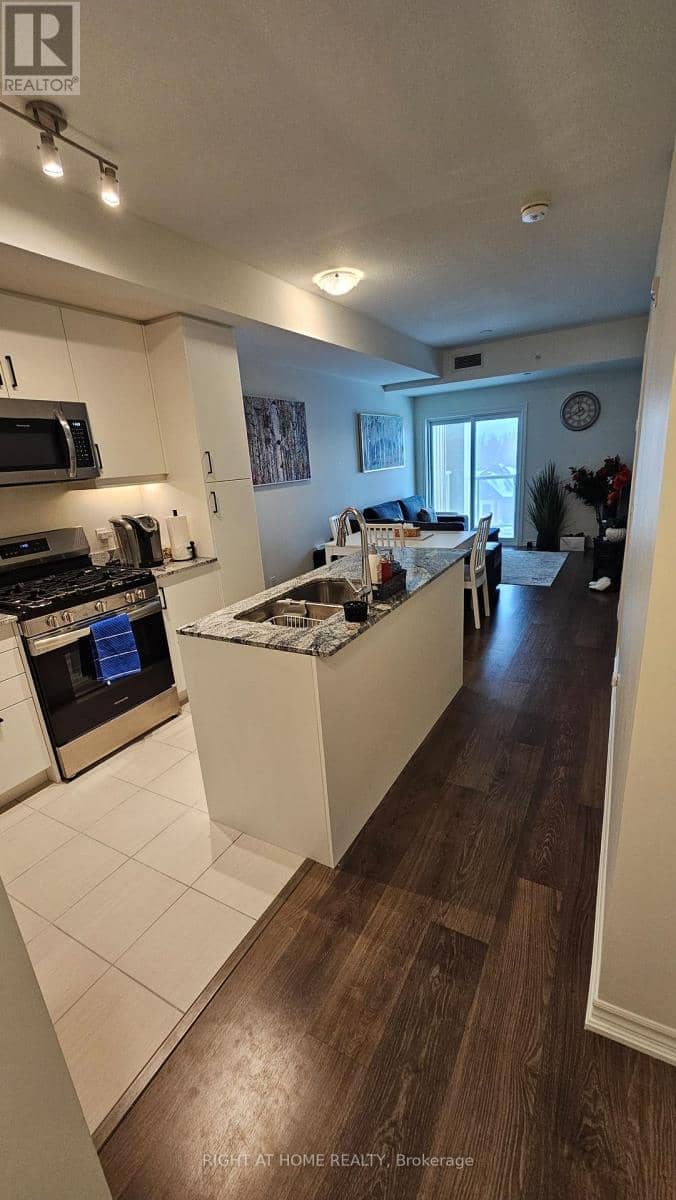 314 - 5 Spooner Crescent — photo 15 of 40