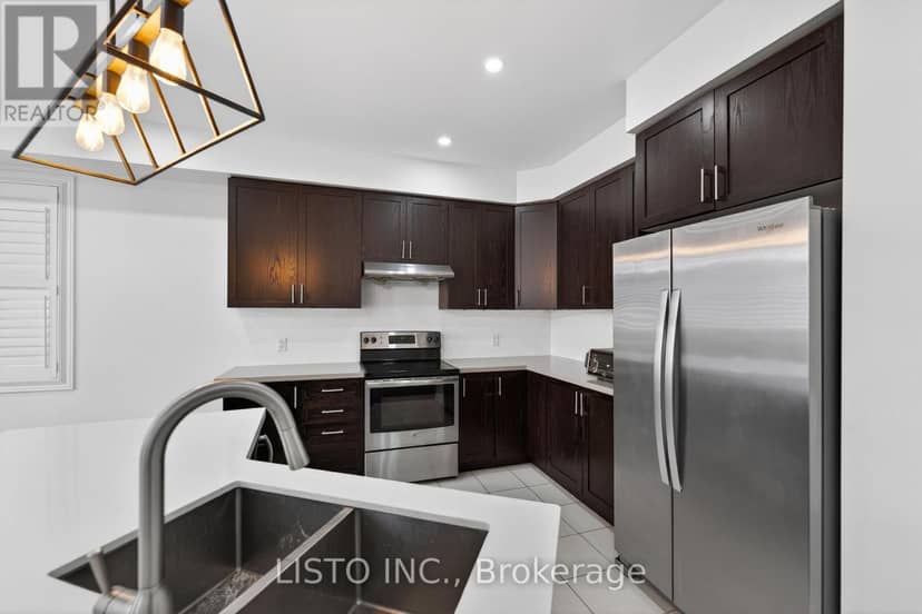 15 Primeau Crescent — photo 12 of 34