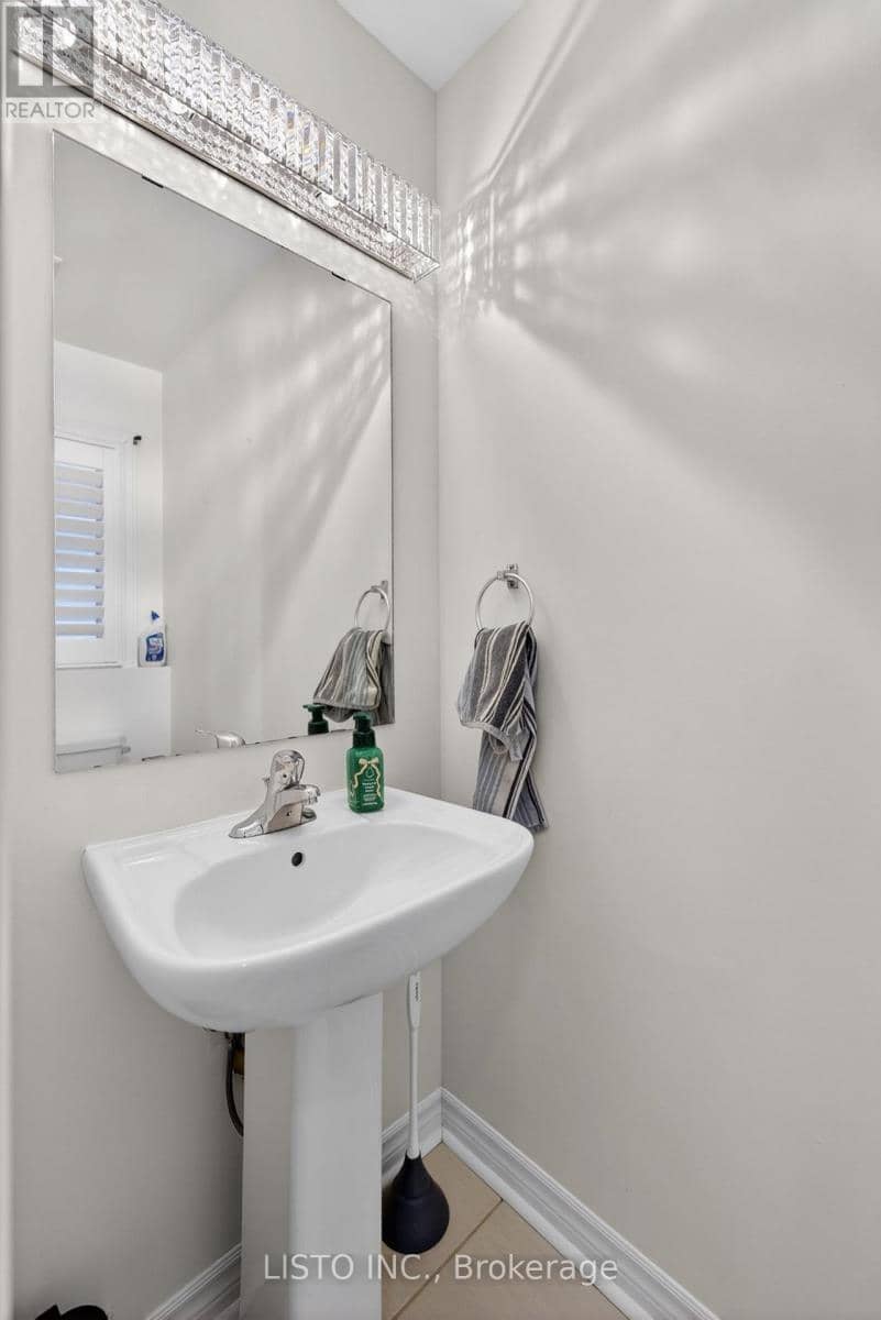 15 Primeau Crescent — photo 34 of 34