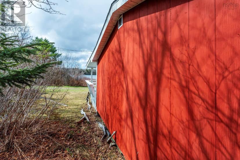 536 F Comeau Road — photo 18 of 27