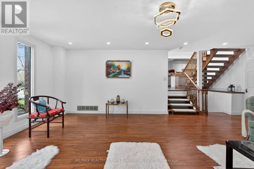 309 Hillcrest Avenue — photo 9 of 40