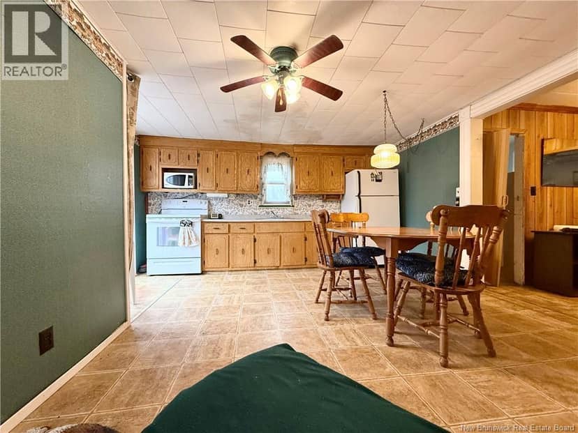 21 Maple Street — photo 4 of 26