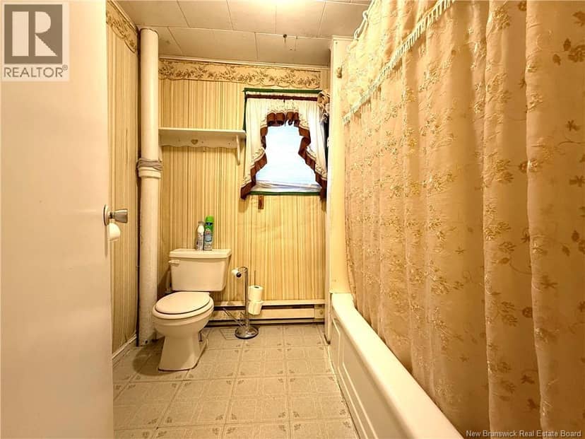 21 Maple Street — photo 10 of 26