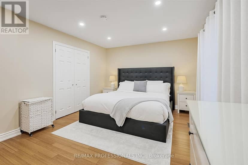 53 Tilden Crescent — photo 22 of 40