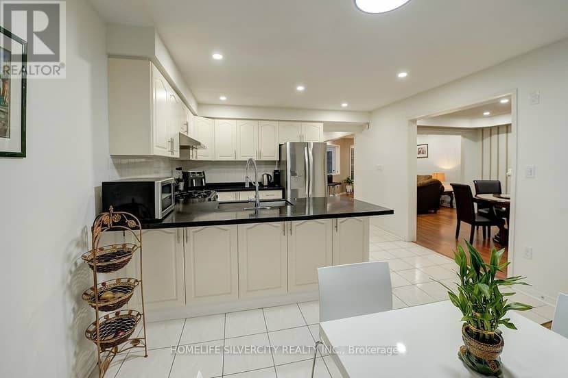 11 Rangeland Road — photo 15 of 38