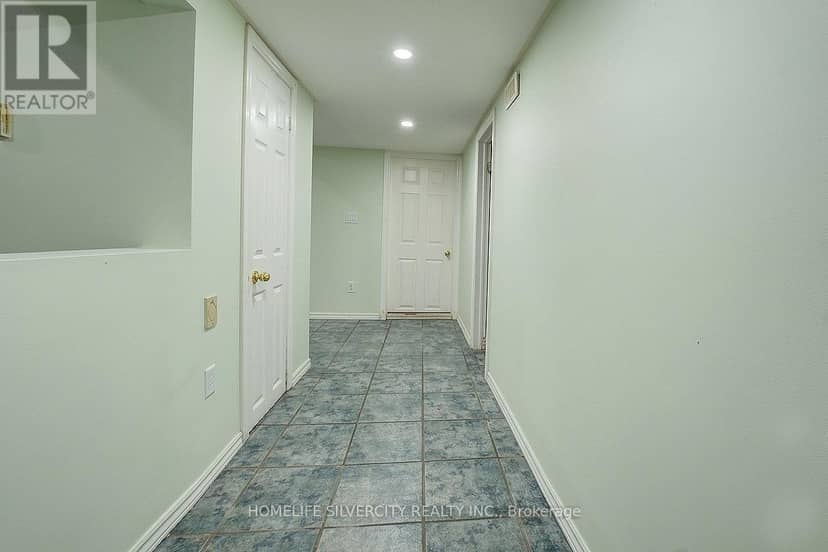 11 Rangeland Road — photo 35 of 38