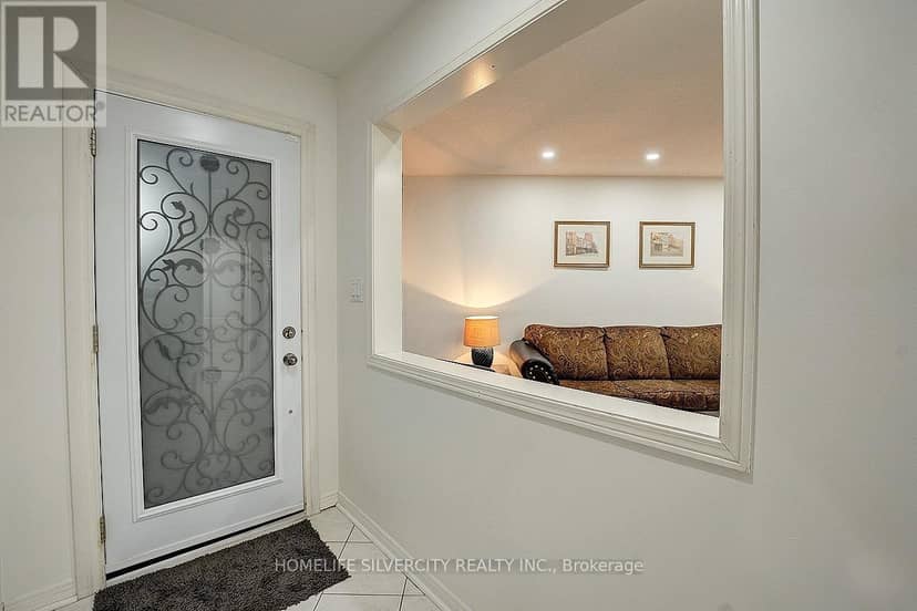 11 Rangeland Road — photo 4 of 38