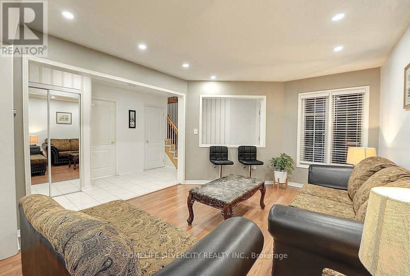 11 Rangeland Road — photo 7 of 38