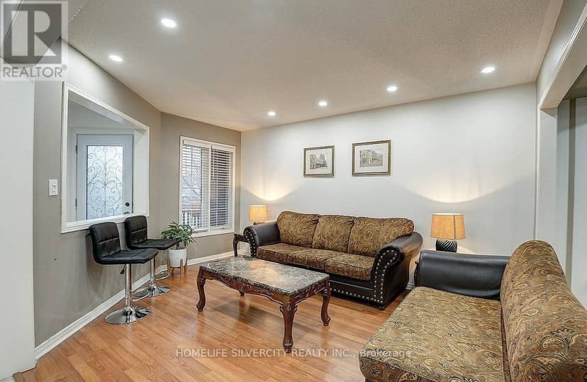 11 Rangeland Road — photo 8 of 38