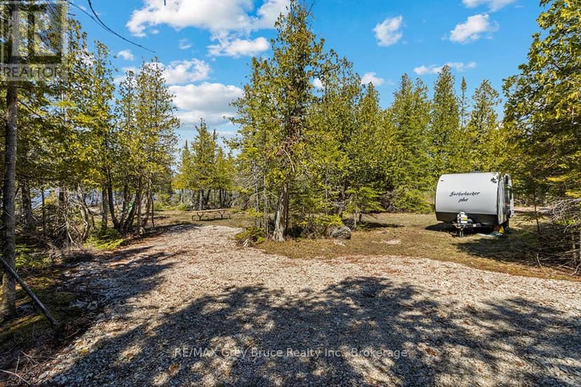 916 Dorcas Bay Road — photo 12 of 15