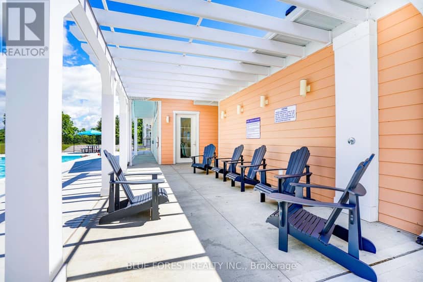 92 The Promenade — photo 16 of 16