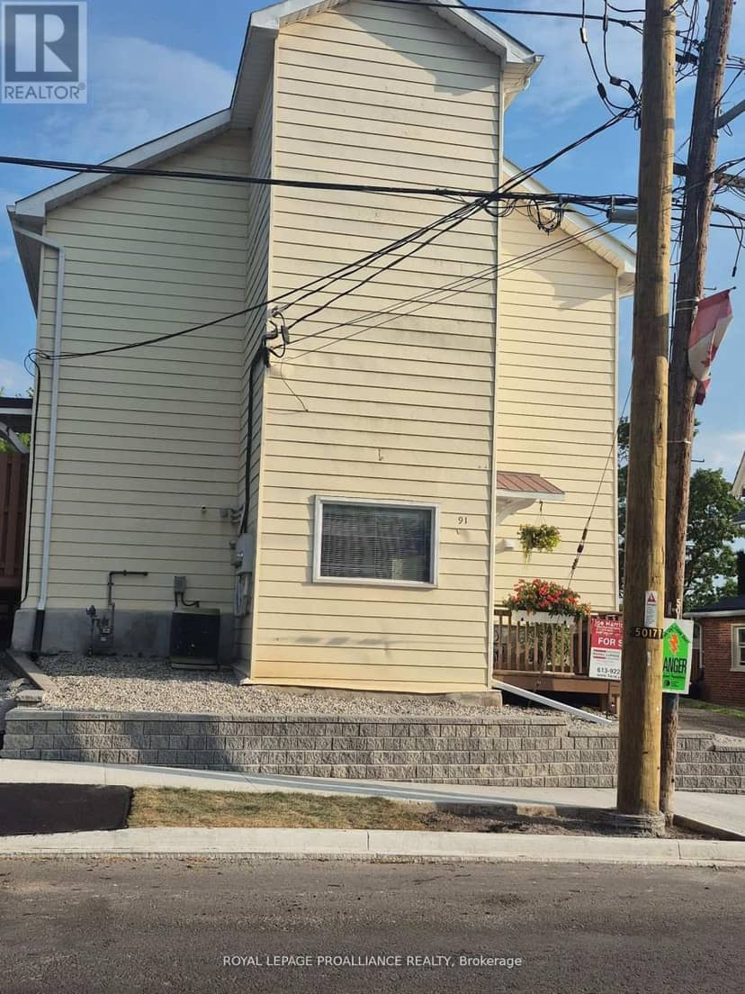 91 St. Lawrence Street E — photo 34 of 38