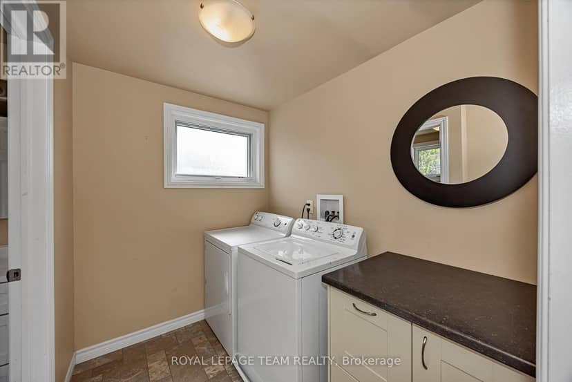 73 Southpark Drive — photo 35 of 40