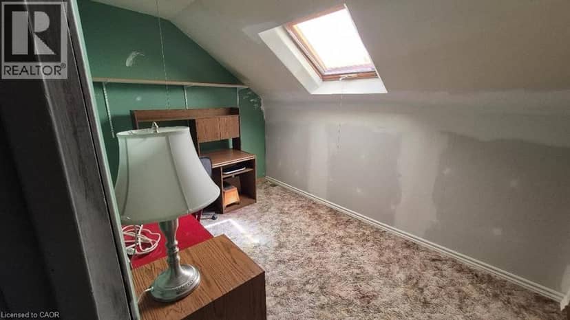 257 CEDAR Street — photo 18 of 29