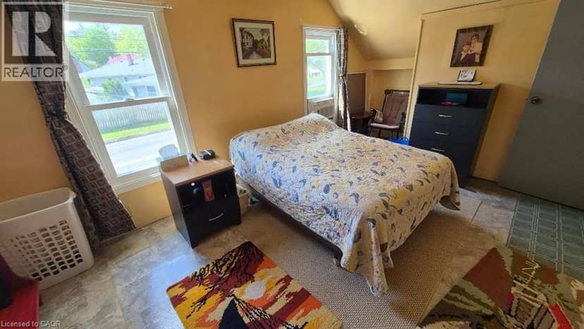 257 CEDAR Street — photo 14 of 29