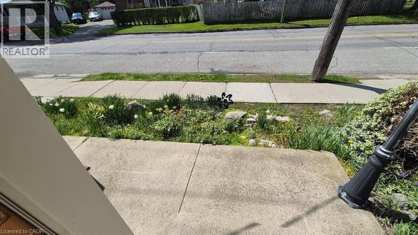 257 CEDAR Street — photo 4 of 29