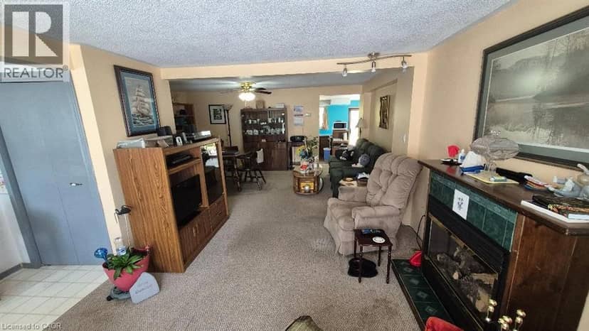 257 CEDAR Street — photo 11 of 29