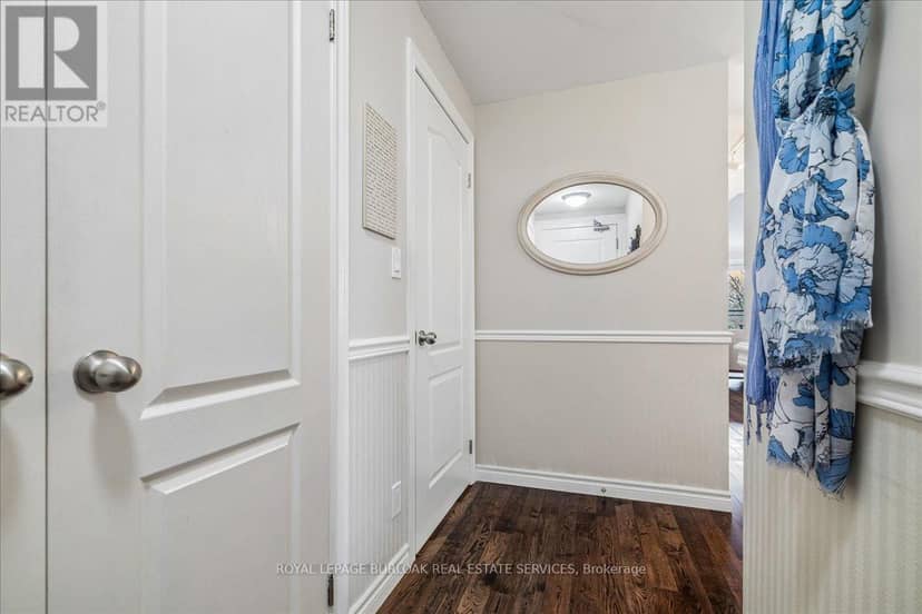 408 - 34 Plains Road E — photo 6 of 40
