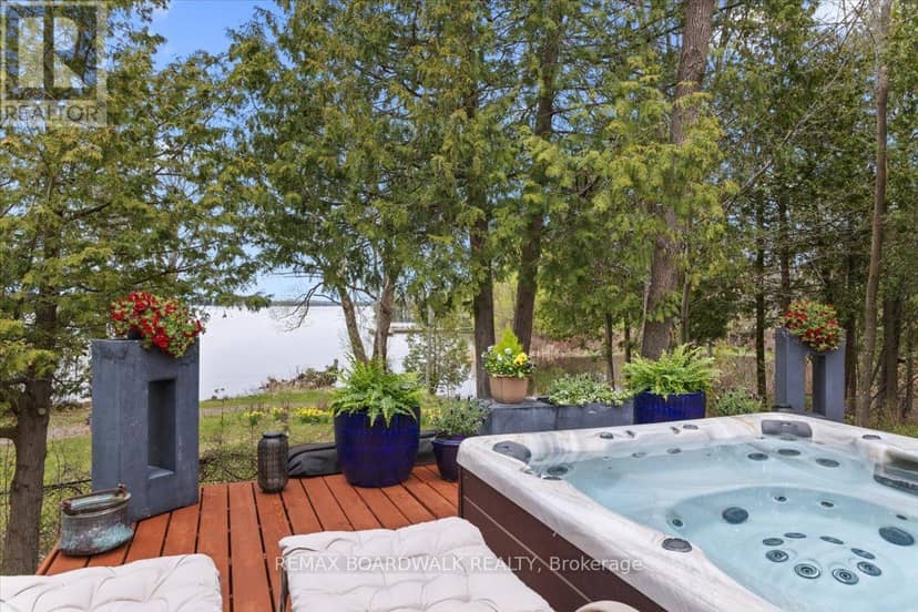 212 Sheldon Road — photo 5 of 40