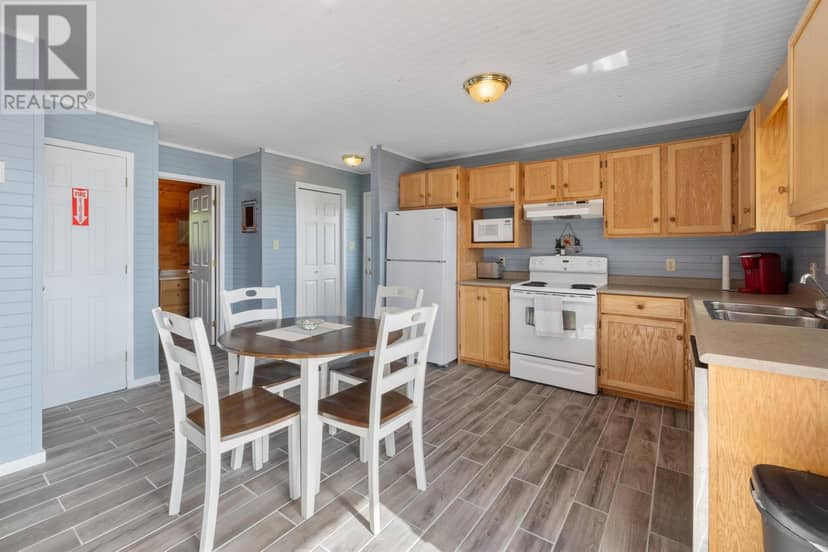 84 Blue Heron Drive — photo 19 of 40