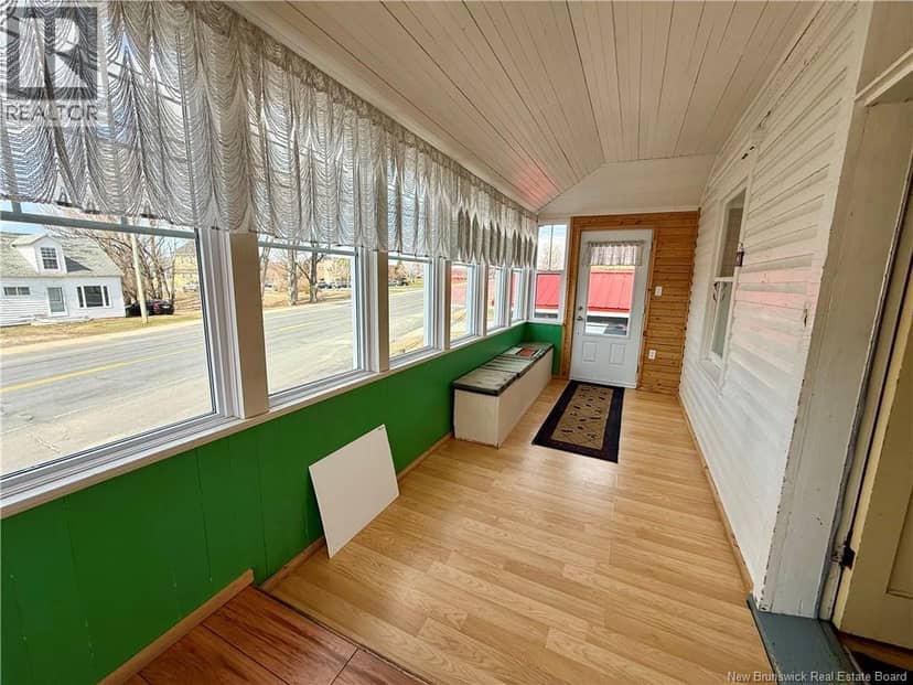 300 Boulevard St-Pierre Ouest — photo 30 of 40