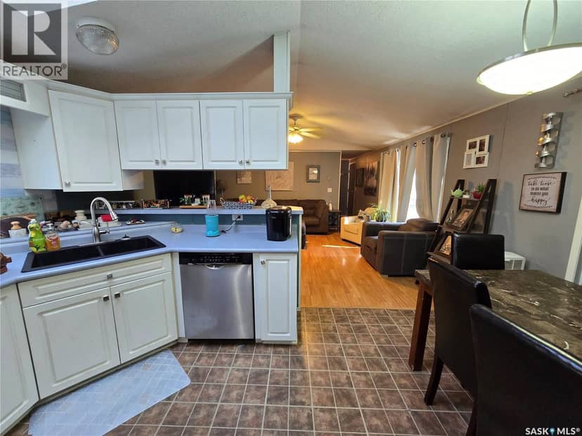 38 Prairie Sun COURT — photo 9 of 22